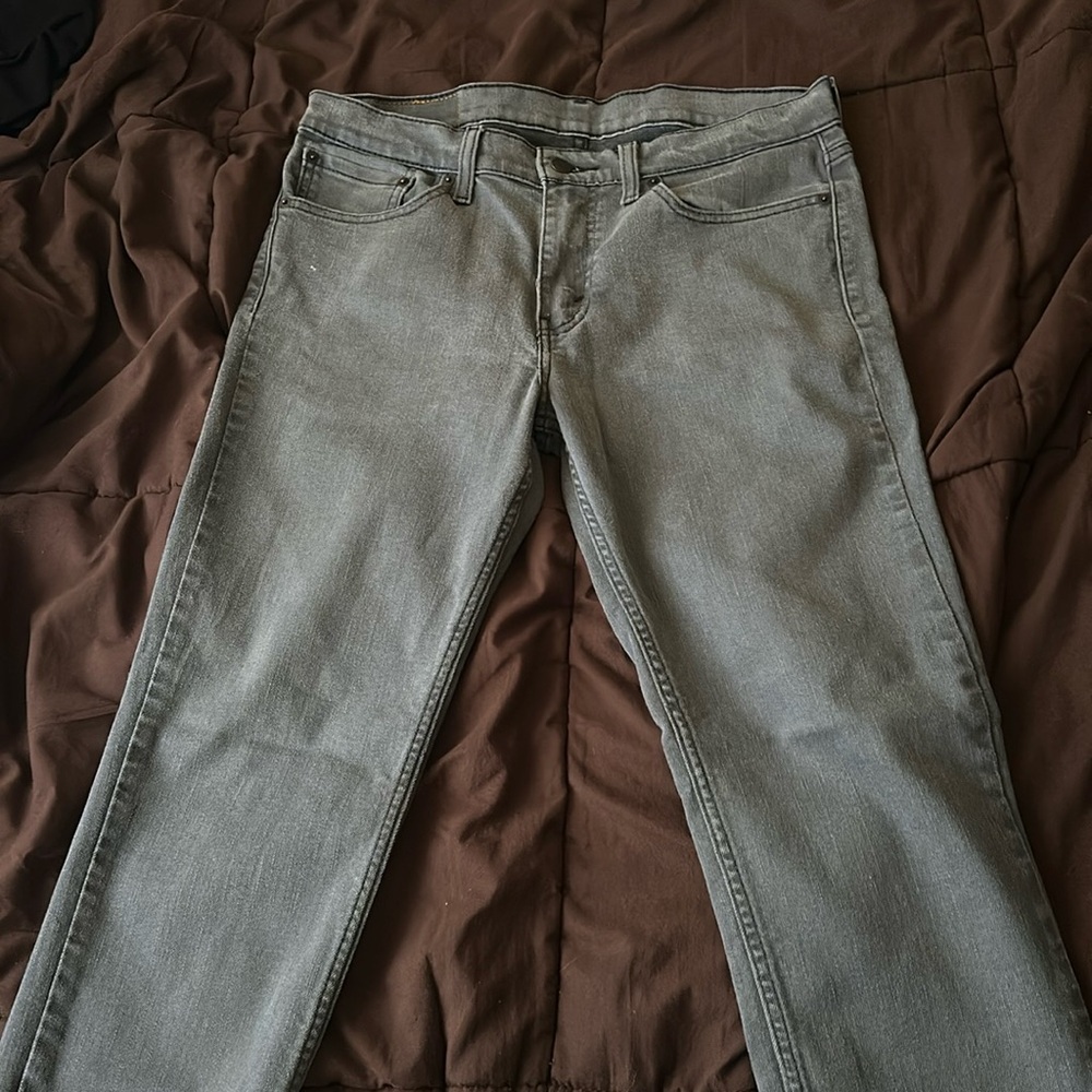 Levi’s 5’11 Gray Jeans